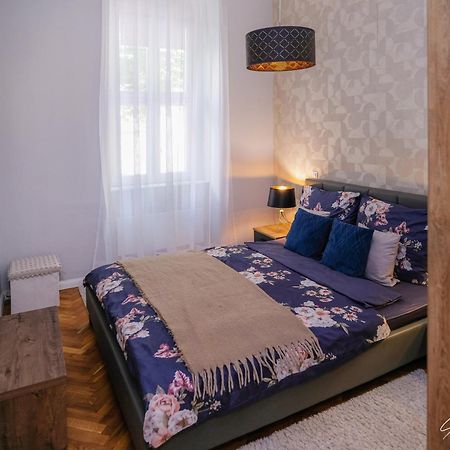 Saint Moor Suite #1 Печ Екстер'єр фото