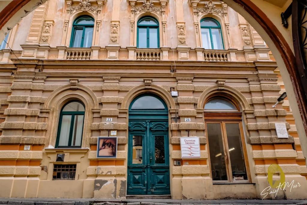 Saint Moor Suite #1 Печ Екстер'єр фото